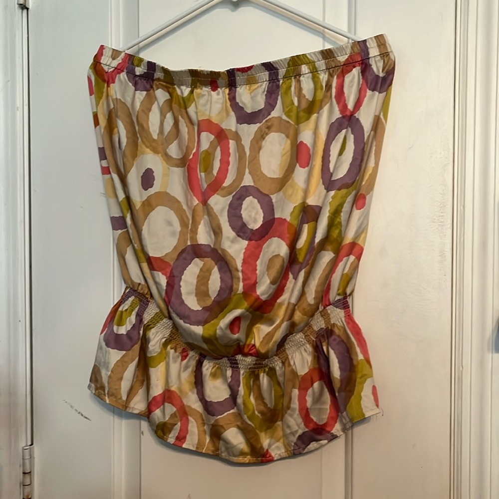 Outback Red size Large strapless top. LIKE NEW